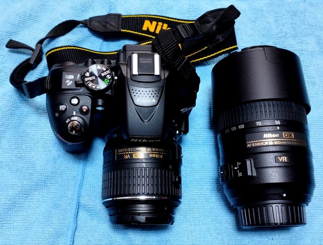 Nikon デジタル一眼レフカメラ（D5300）ズーム望遠セット