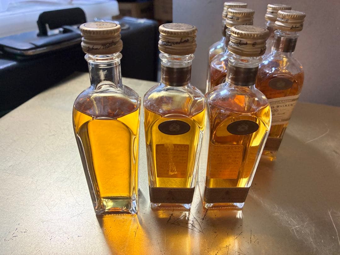 ジョニーウォーカー 1820 40度 50mlミニチュア7本セット