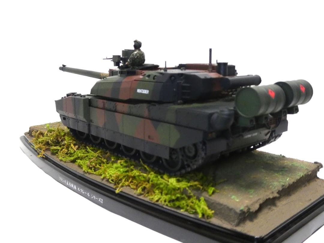 タミヤ　1/35 フランス主力戦車 ルクレール シリーズ2　完成品