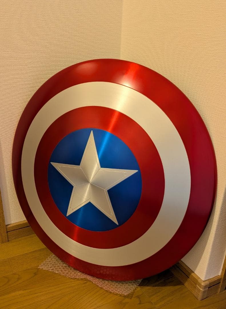 純正品 キャプテンアメリカ 盾 金属製シールド ケース付き アベンジャーズ
