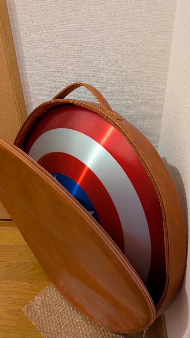 純正品 キャプテンアメリカ 盾 金属製シールド ケース付き アベンジャーズ