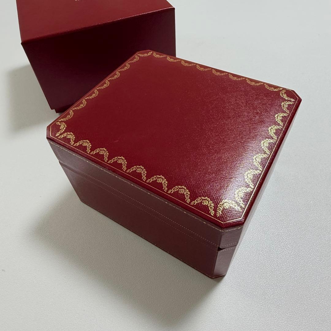 美品　カルティエ　腕時計　ウォッチ　ケース　空箱　現行品