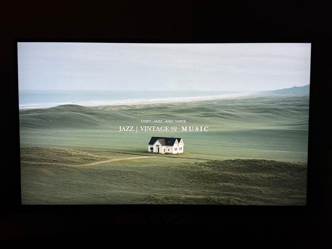 27インチの2K解像度を持つxiaomiのG27Qiゲーミングモニター。