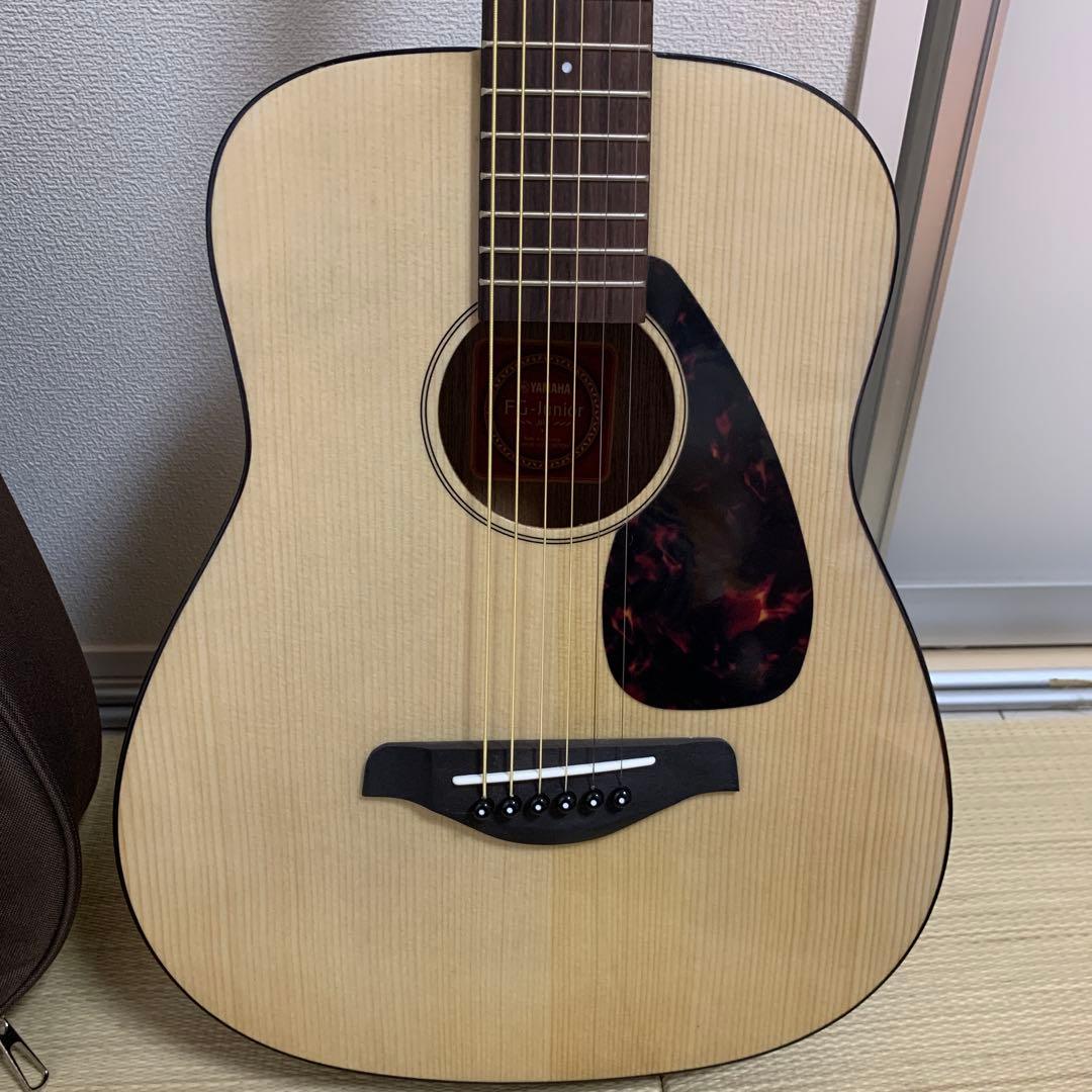 ほぼ新品！YAMAHA JR2 ミニギターアコースティックギター　バックケース付