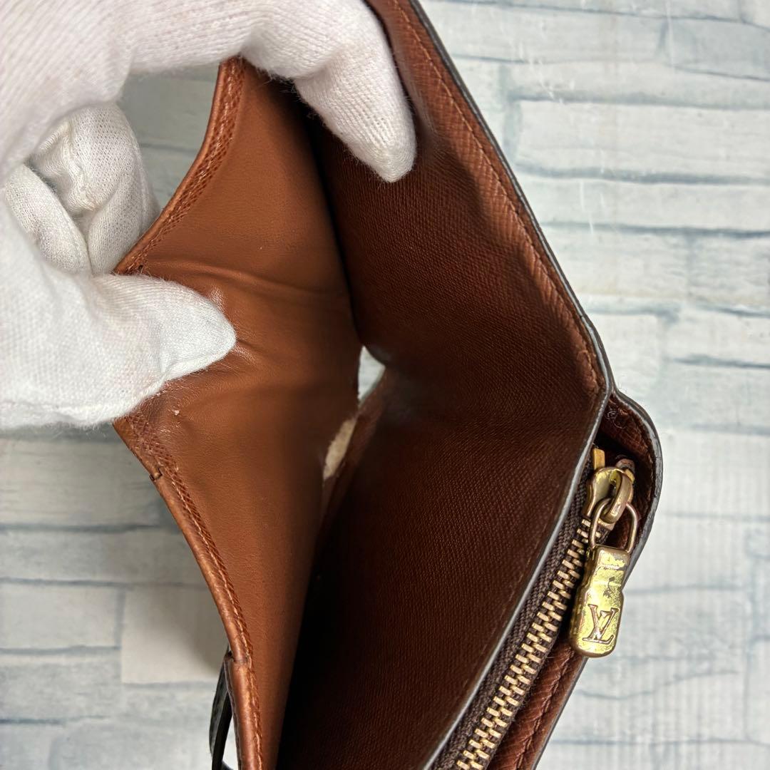 美品　54 LOUIS VUITTON ルイヴィトン　二つ折り財布　fg5