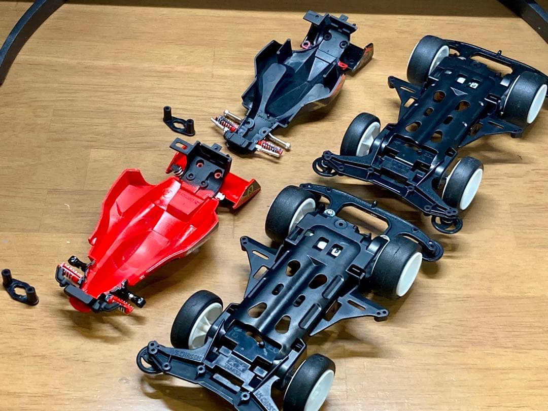 【完成品】キリン メッツ コーラ オリジナル ミニ四駆 2台セット