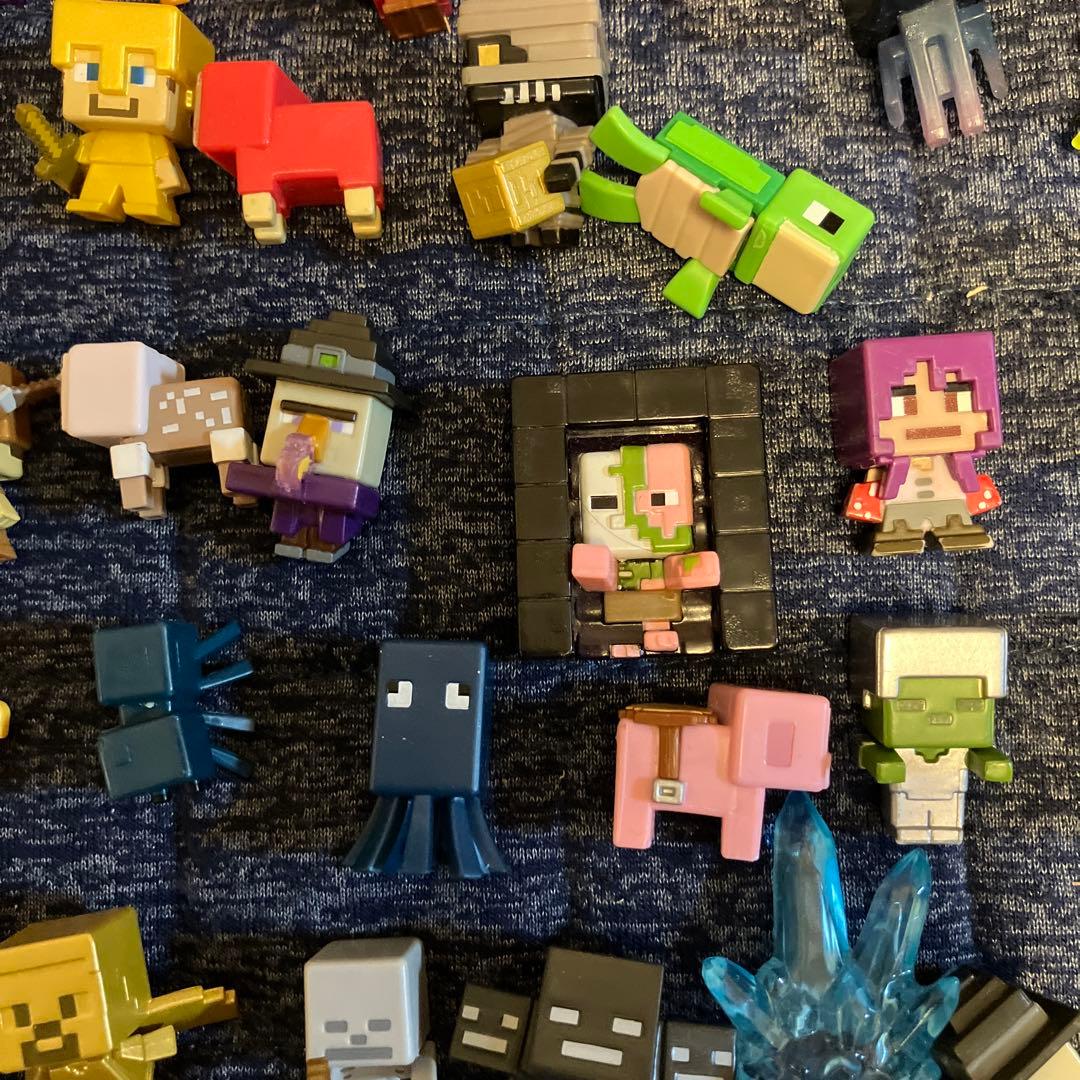 マインクラフト　フィギュア　大量　ケース