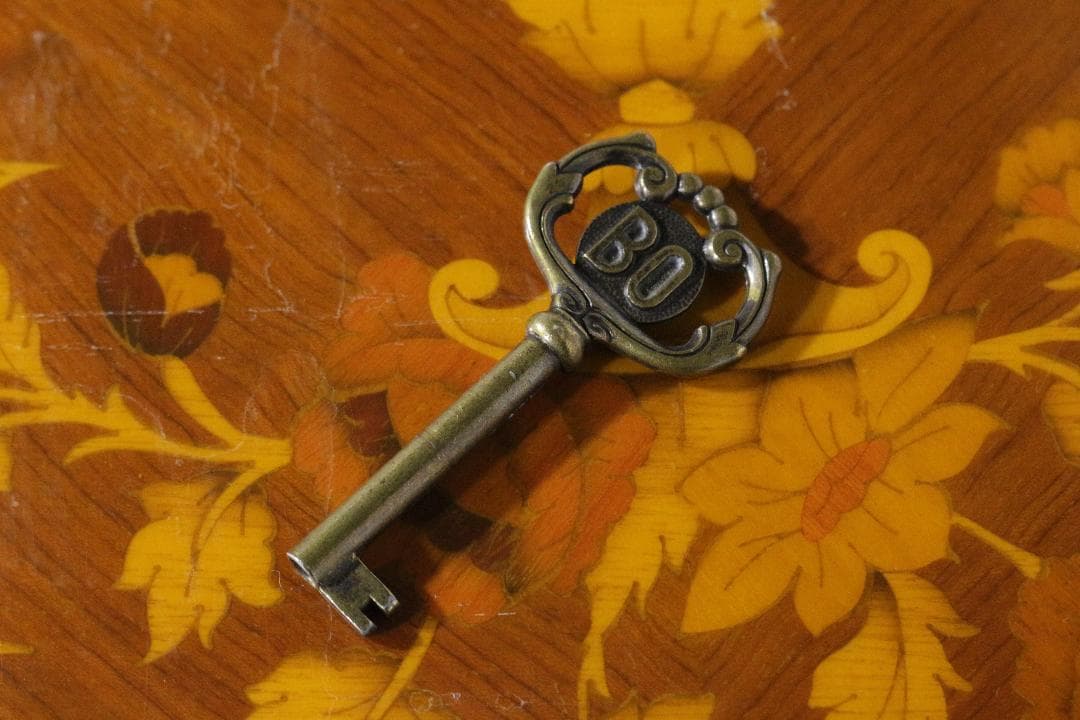 イタリア★ライティングビューロー★象嵌★ネコ脚★クラシック家具★