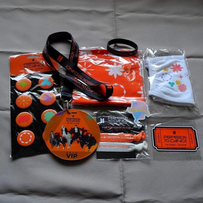 BTS 防弾少年団 PTD 2022 GOLD VIP パッケージ