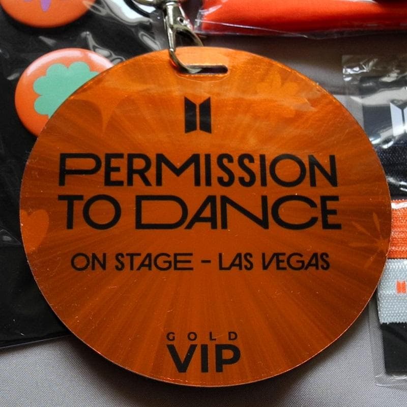 BTS 防弾少年団 PTD 2022 GOLD VIP パッケージ