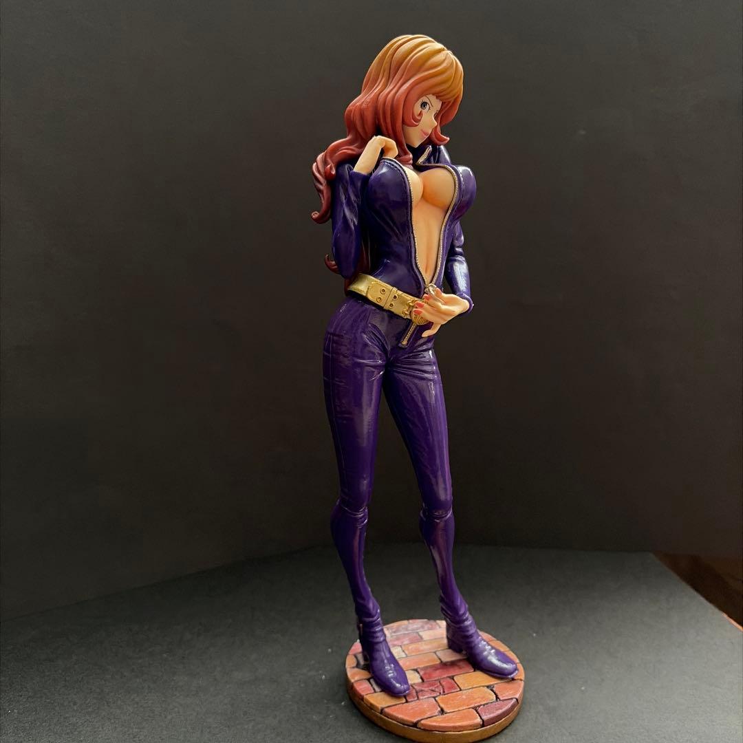 峰不二子 フィギュア リペイント オリジナル台座