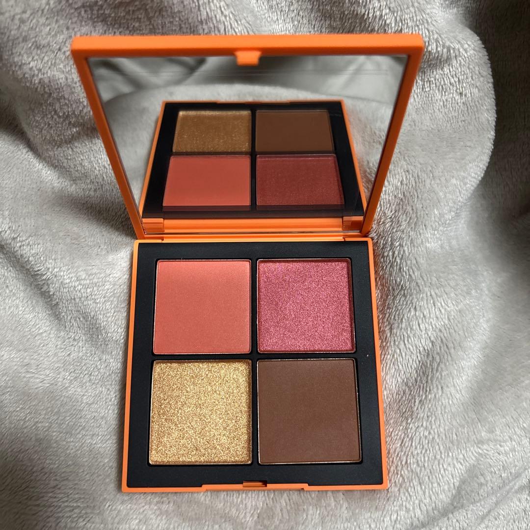 NARS ホットエスケープ チークパレットⅢ 箱なし未使用品 限定 匿名配送