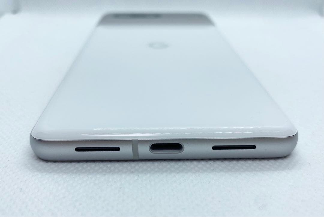 ほぼ未使用品　au Pixel7 128GB ホワイト　SIMフリー