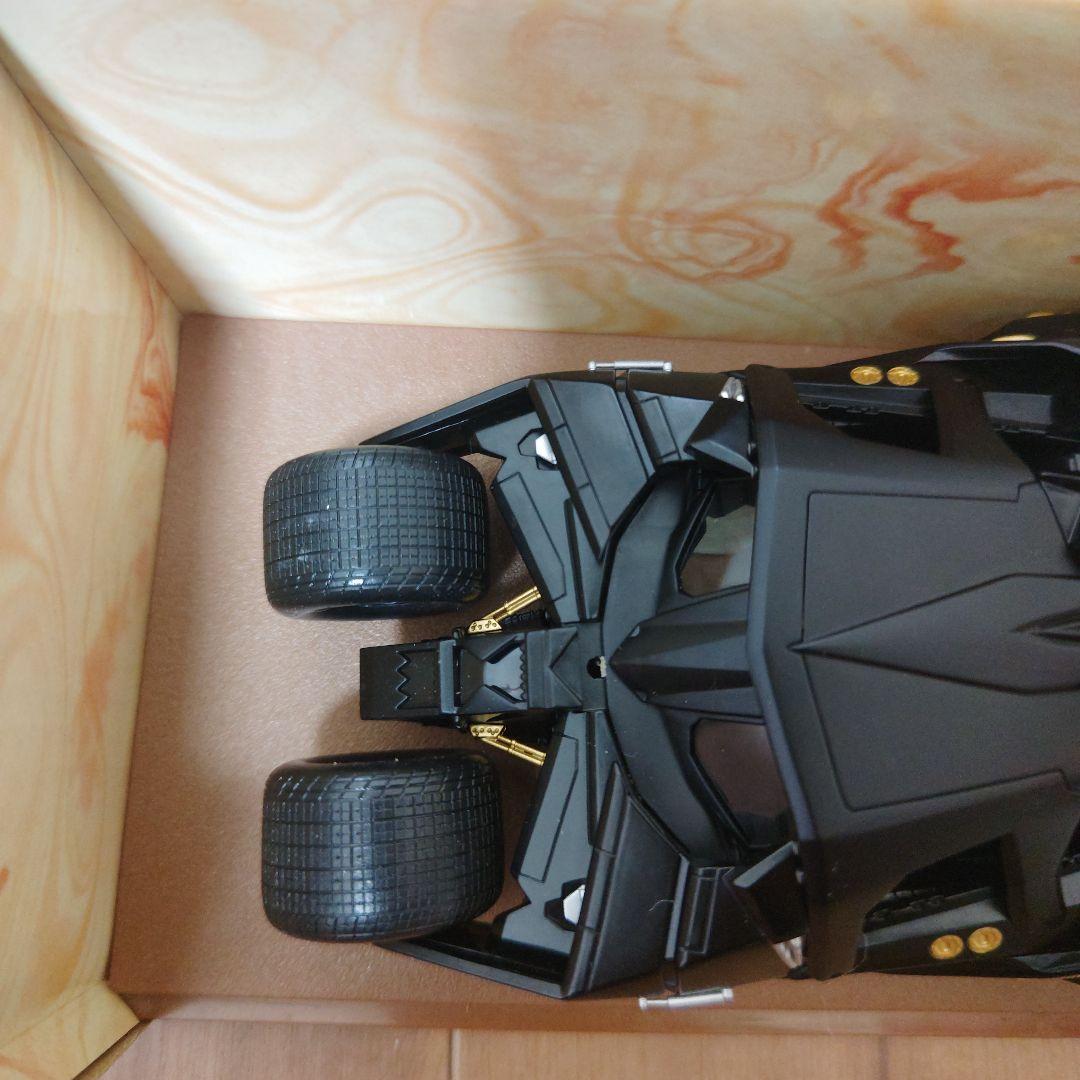 マテル　ホットウィール　1/18スケール　ダークナイト　バットモービル