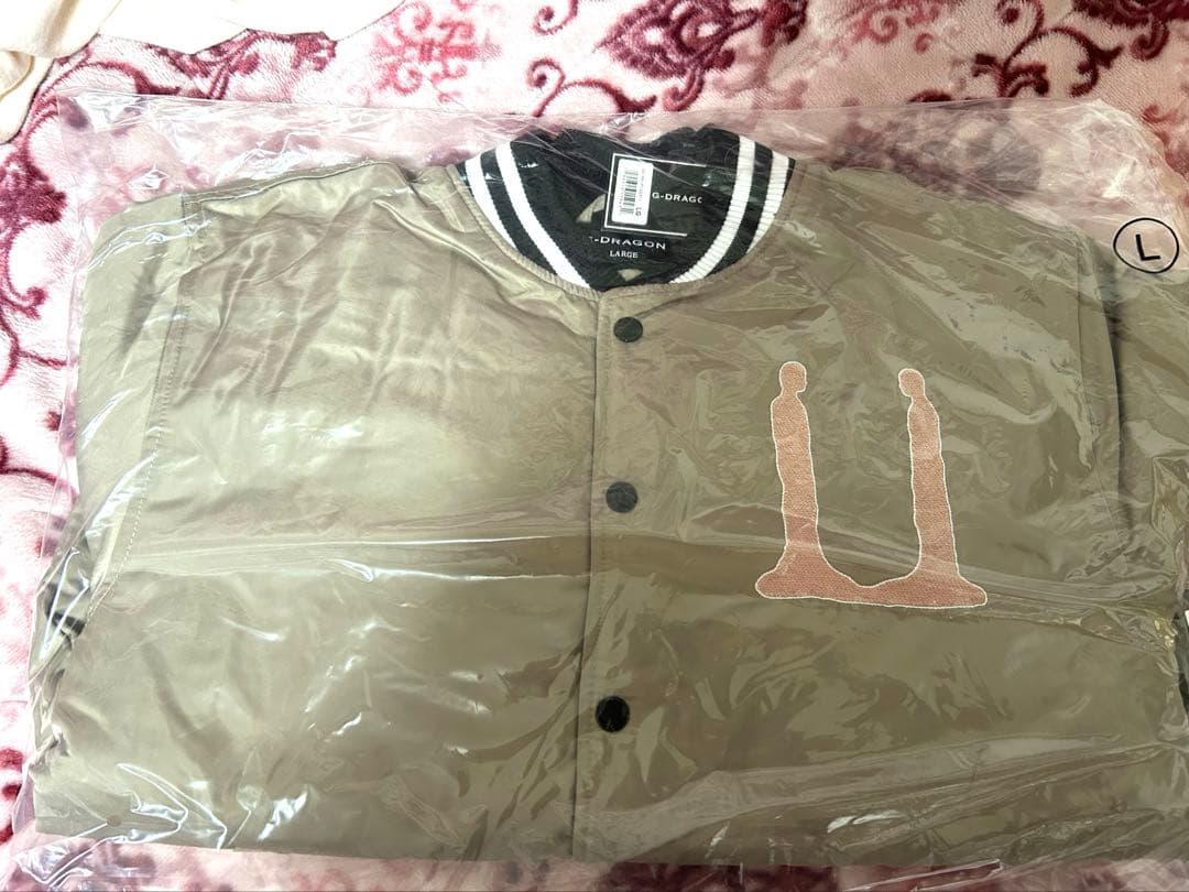 新品 G-DRAGON ジヨン USグッズ Übermensch スカジャン L