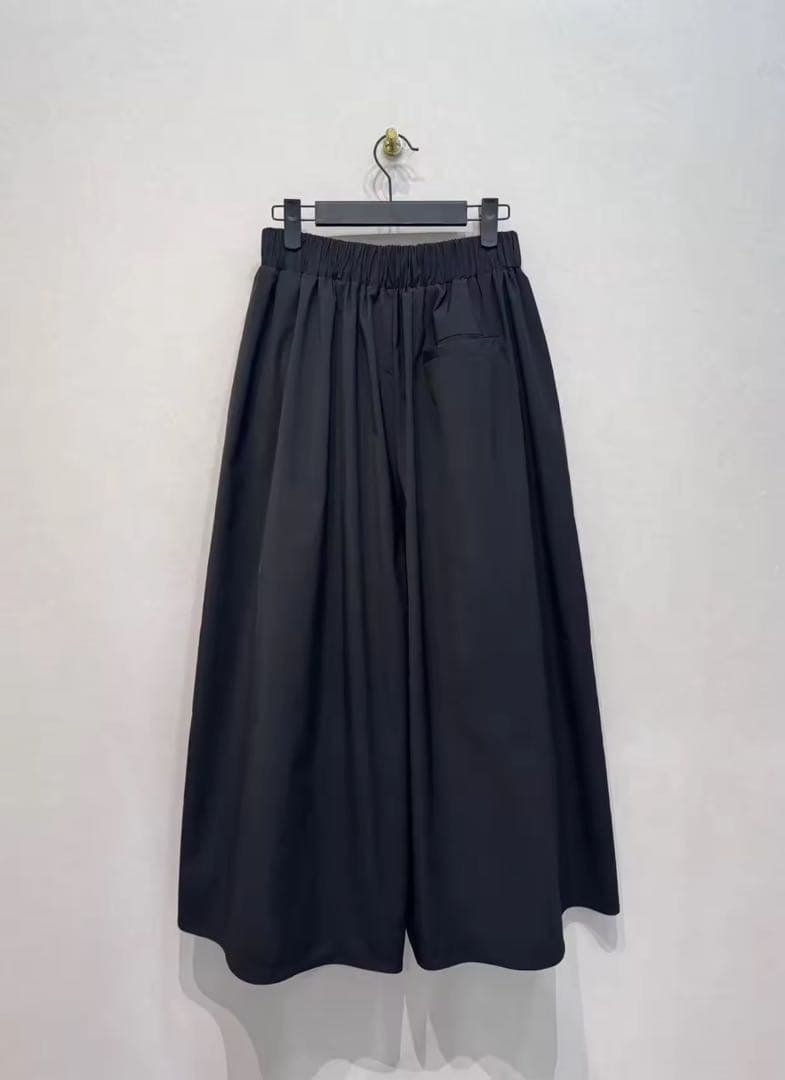 machatt メモリーキュロットパンツ ブラック