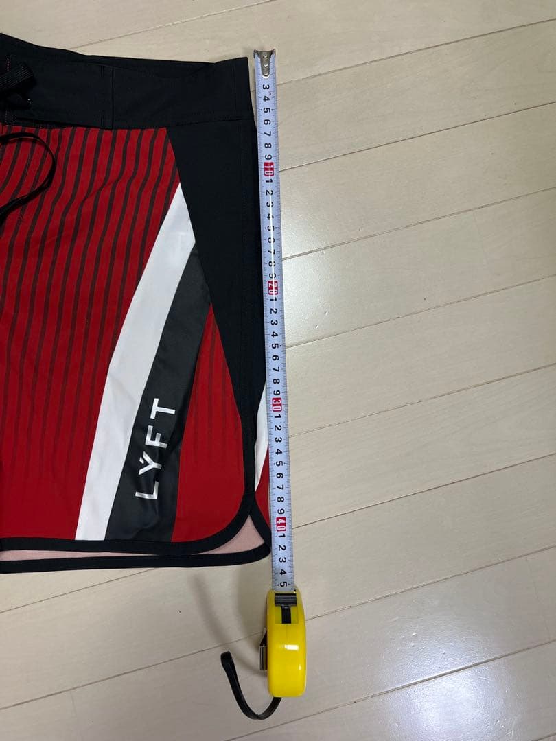 LYFT ステージショーツ　Mサイズ　サーフパンツ　タグ無し