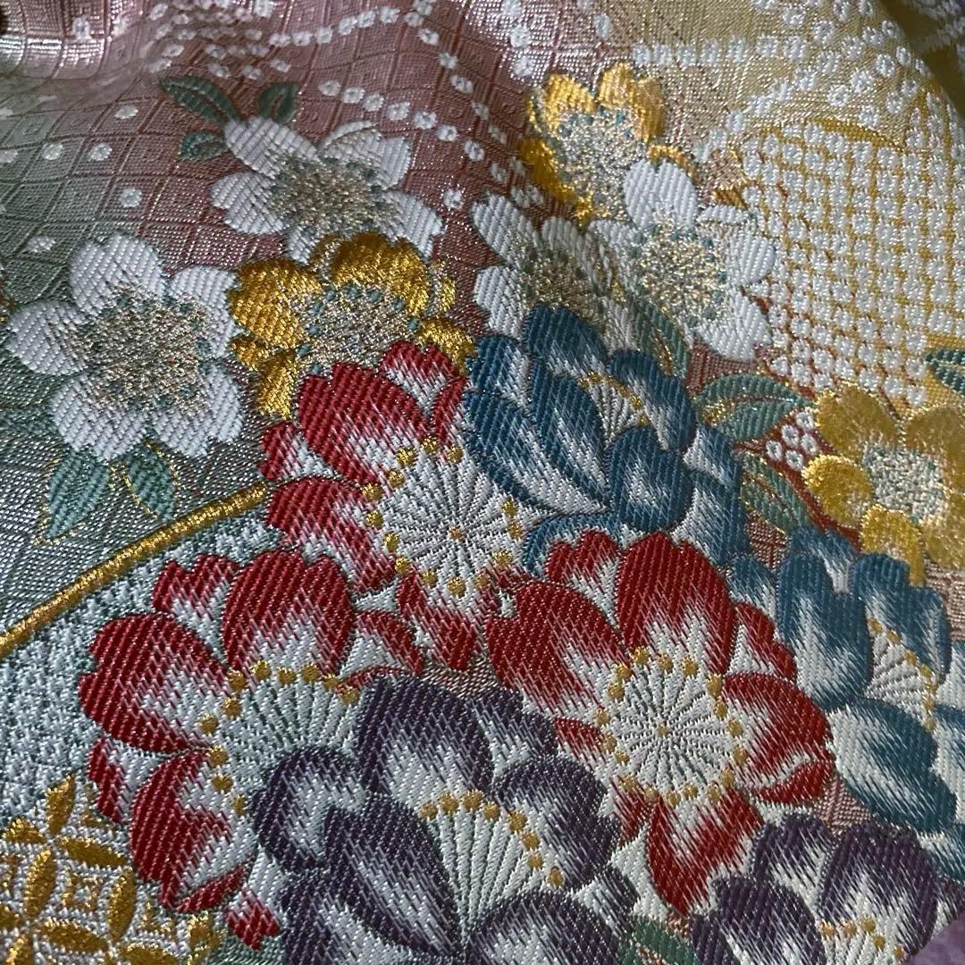 振袖フルセット　染分け総絞り　プラスサイズ　大胆な配色に黒でスタイル美人　成人式