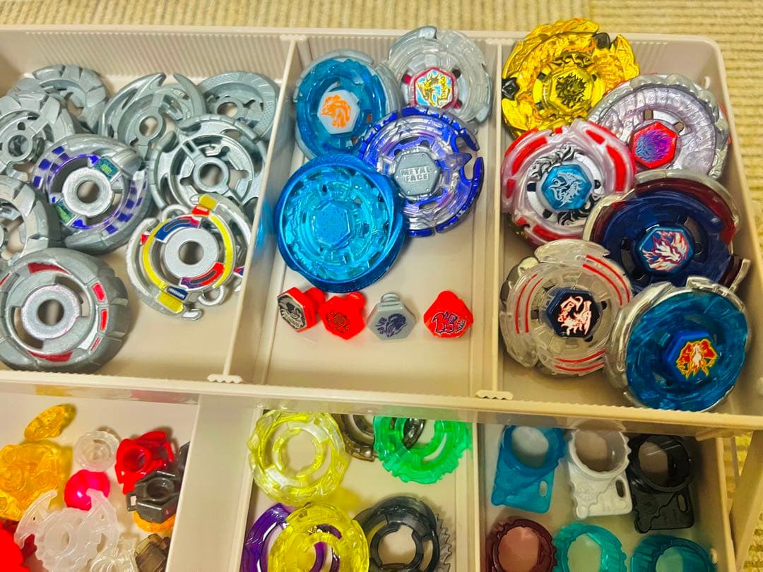 メタルファイトベイブレード引退品大量まとめ売り‼️