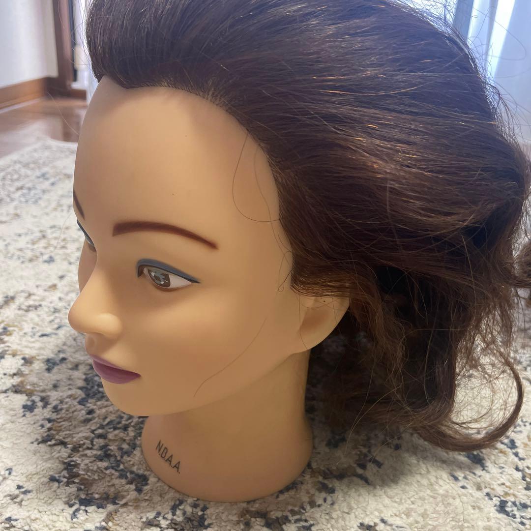 今日だけ年末セール！N.B.A.A. ウィッグ 美品｜未カット 美容学生・練習用