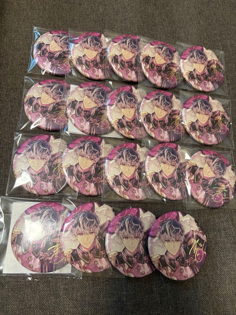 アイドリッシュセブン　アイナナ EXPO UR 缶バッジ　１９点