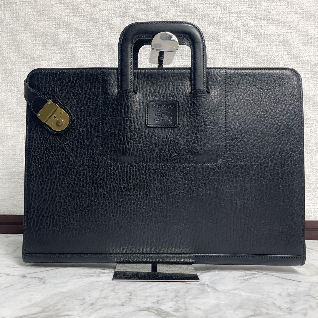 極美品　バーバリー　ホースロゴ　チェック　レザー　ビジネスバッグ　A4収納　鍵