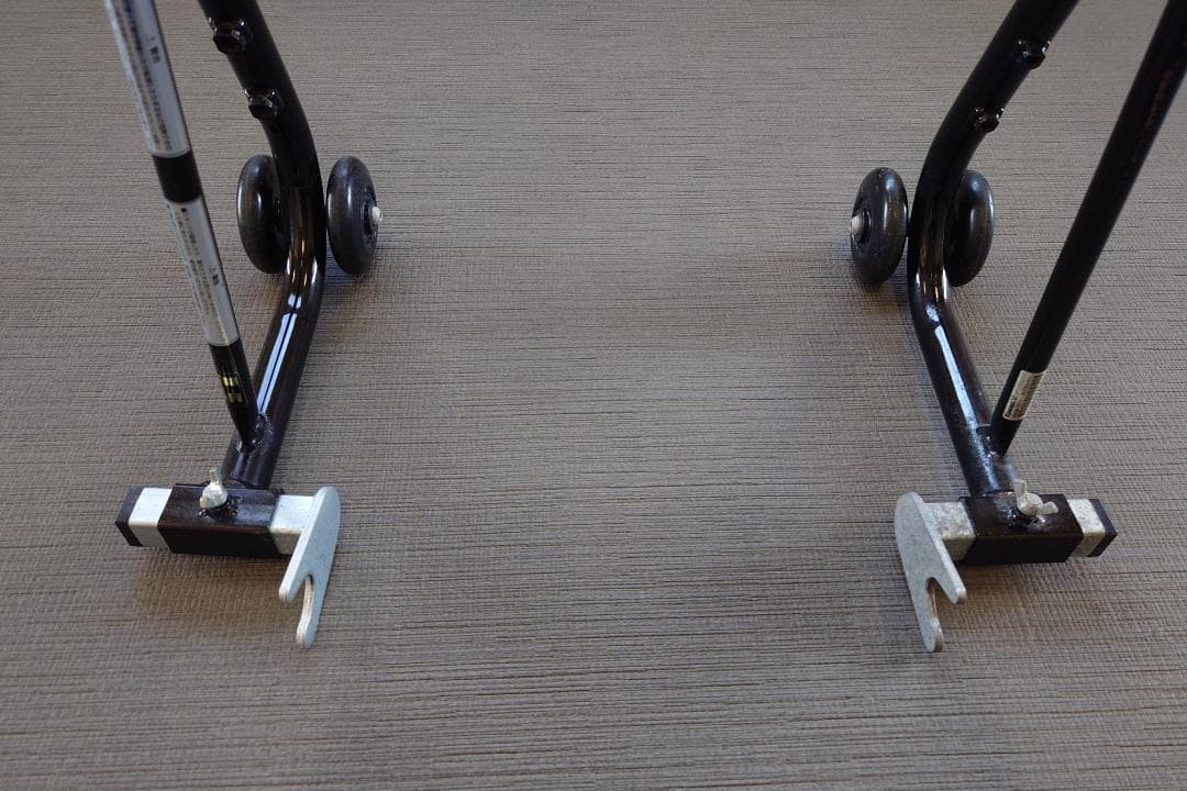 カワサキ メンテナンススタンド V字アタッチメント付き