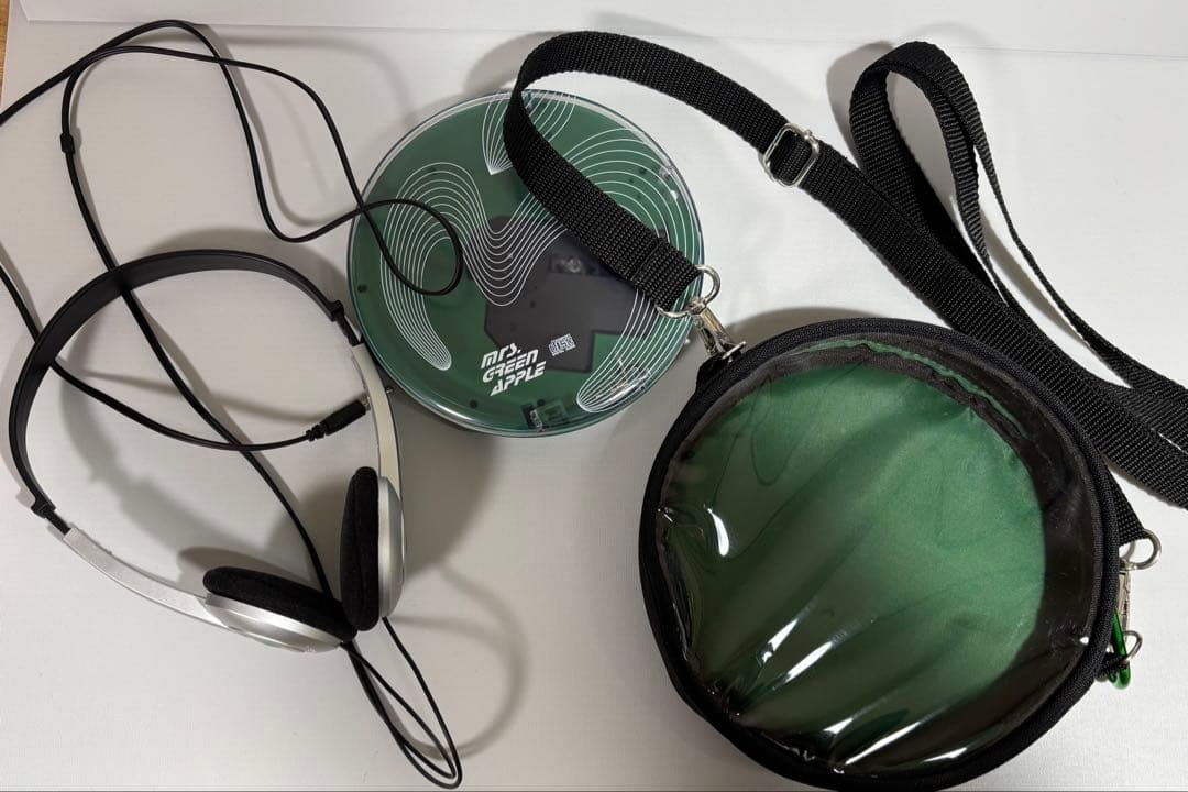 Mrs. GREEN APPLE CDプレイヤーヘッドフォンショルダーバッグ