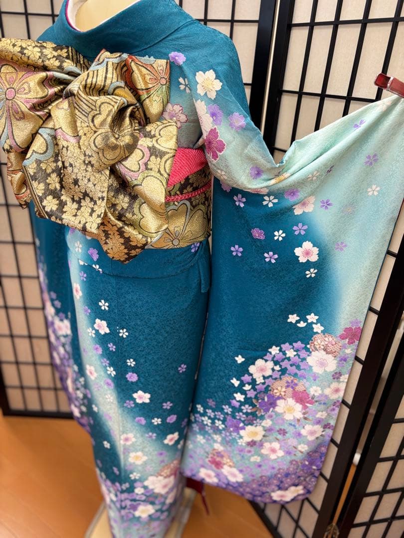 振袖　成人式・お祝い事に