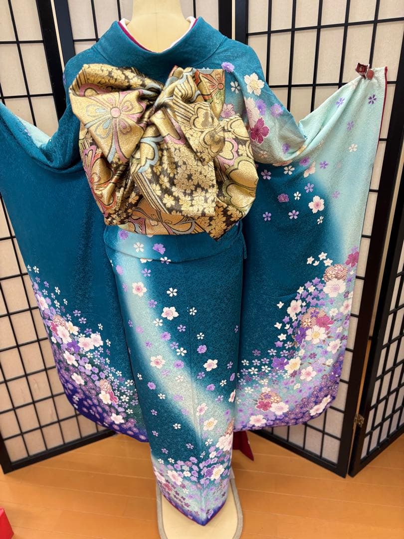 振袖　成人式・お祝い事に