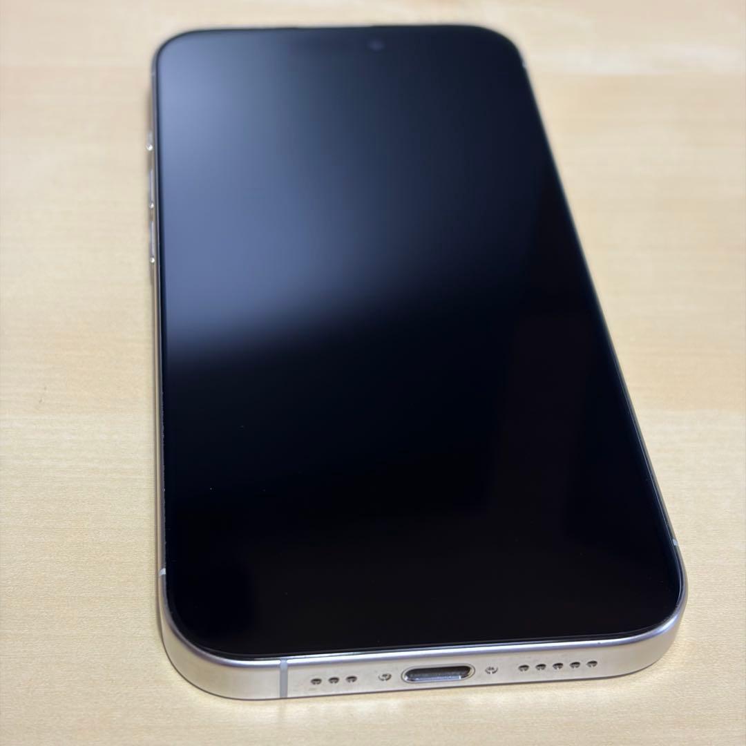 iPhone15 Pro 128GB ホワイトチタニウム SIMフリー