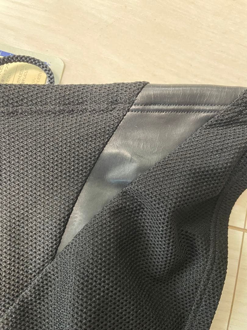 在庫処分で再値下！Speedo 競パン L 黒 メッシュ 廃番品