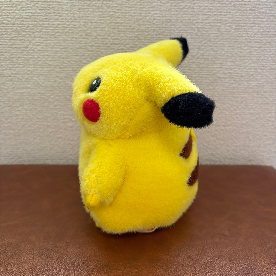 ピカチュウ コダック ぬいぐるみ ピース TOMY 初期 ポケモン ぬいどり