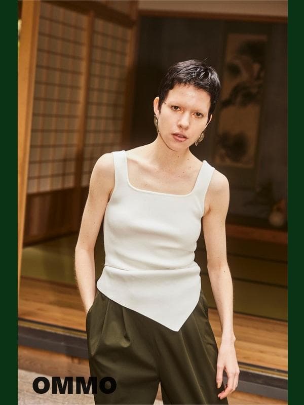 新品・未使用【OMMO】タンクトップ ASYMME TUCK KT TOP 白