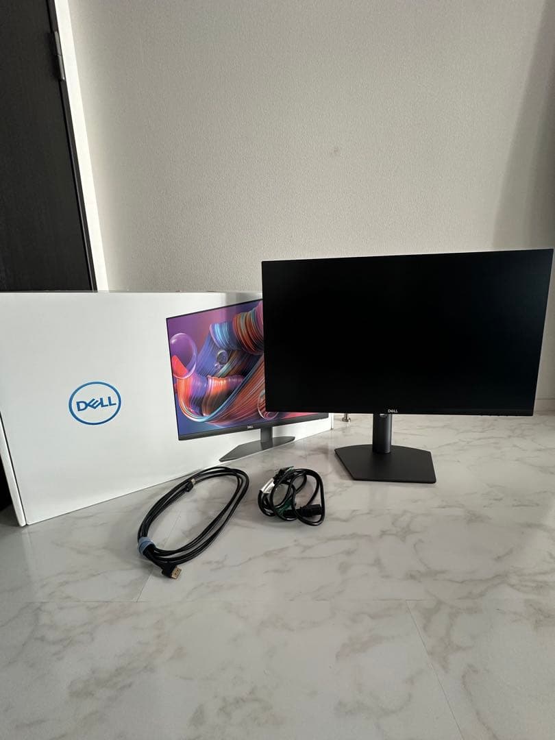 DELL 27インチ　ディスプレイモニター 本体
