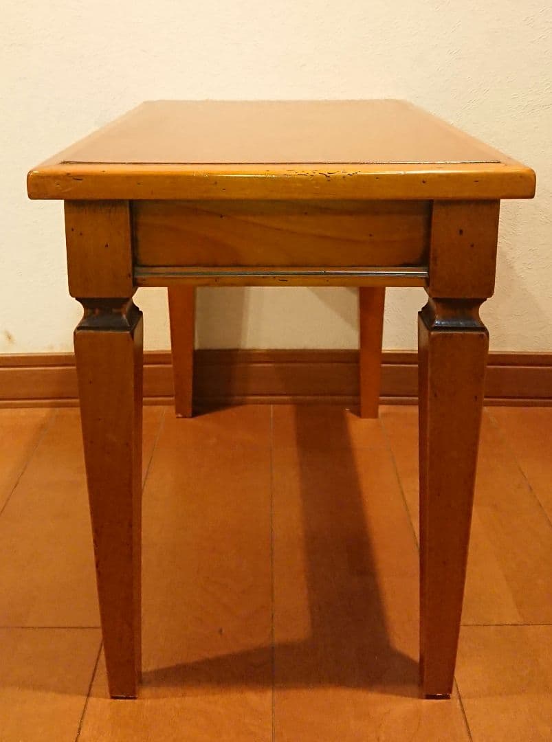 稀少 SELVA イタリア製 チェリー材 サイドテーブル アンティーク家具