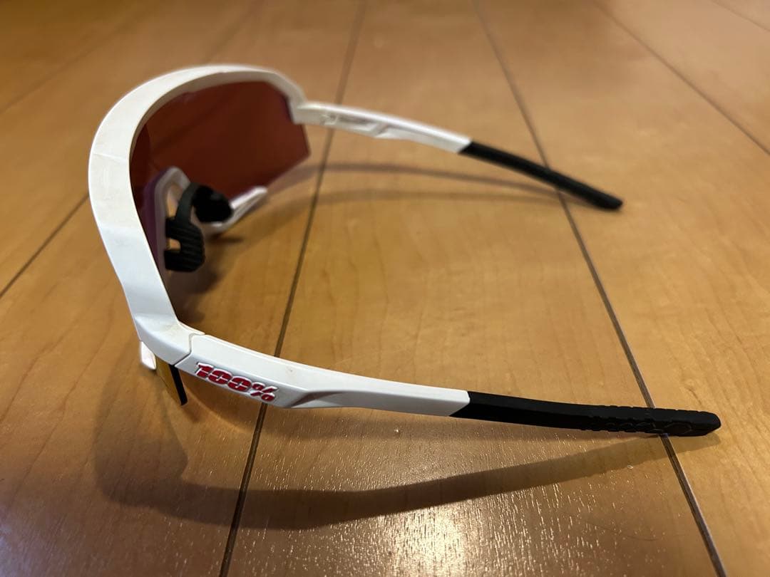 100% Slendale ホワイト レッドミラーレンズ ワンハンドレッド