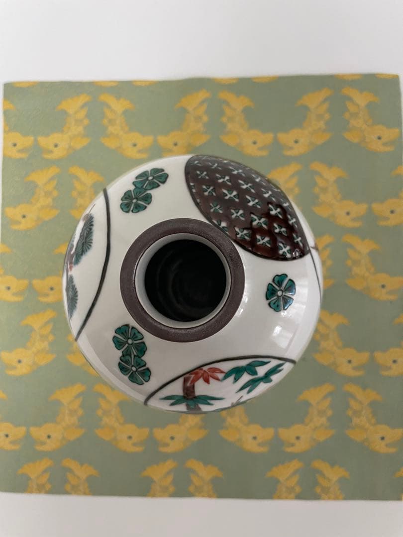 九谷焼　三ツ井為吉作　松竹梅　花瓶