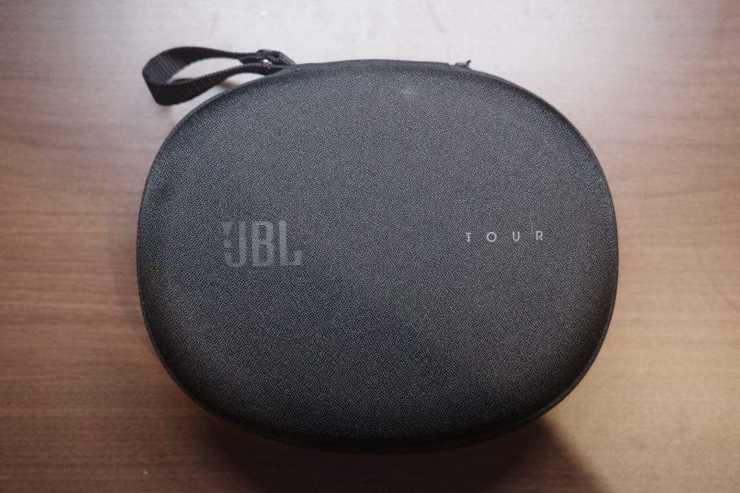 JBL TOUR ONE M2 ブラック ハイブリッドノイズキャンセリング