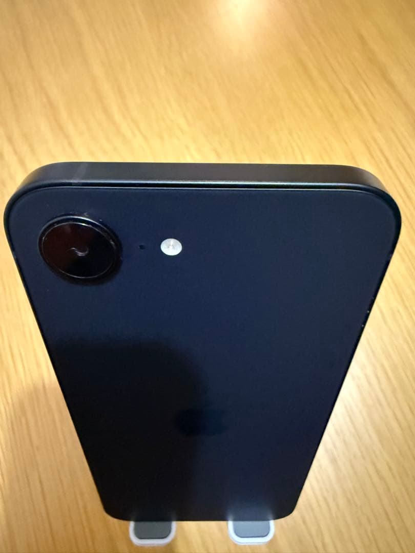 iPhone16e 256GB アップル購入 完済済 bat100% 充33