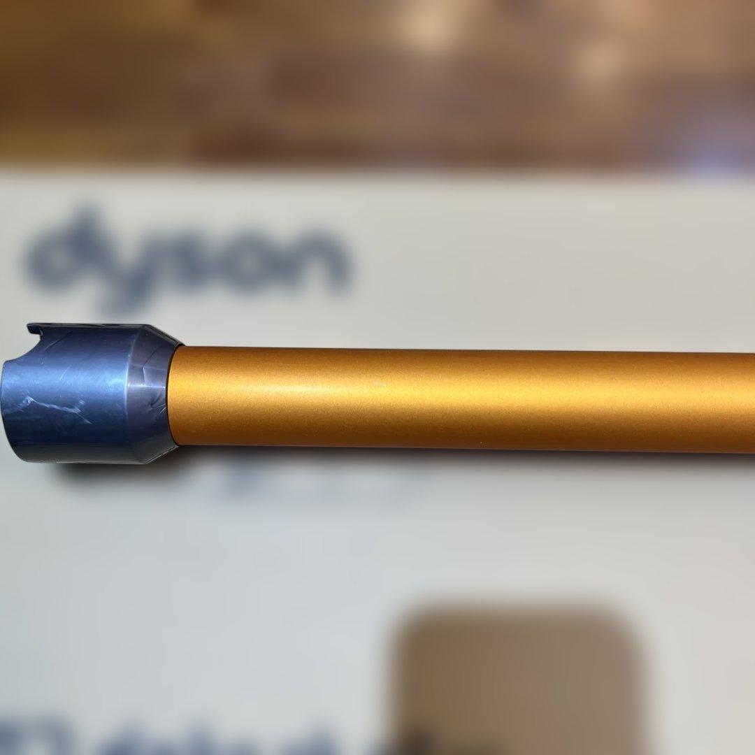 Dyson V8 Fluffy 掃除機 【バッテリー交換済】