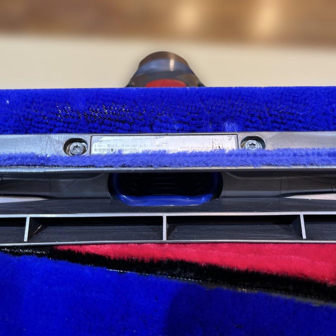 Dyson V8 Fluffy 掃除機 【バッテリー交換済】