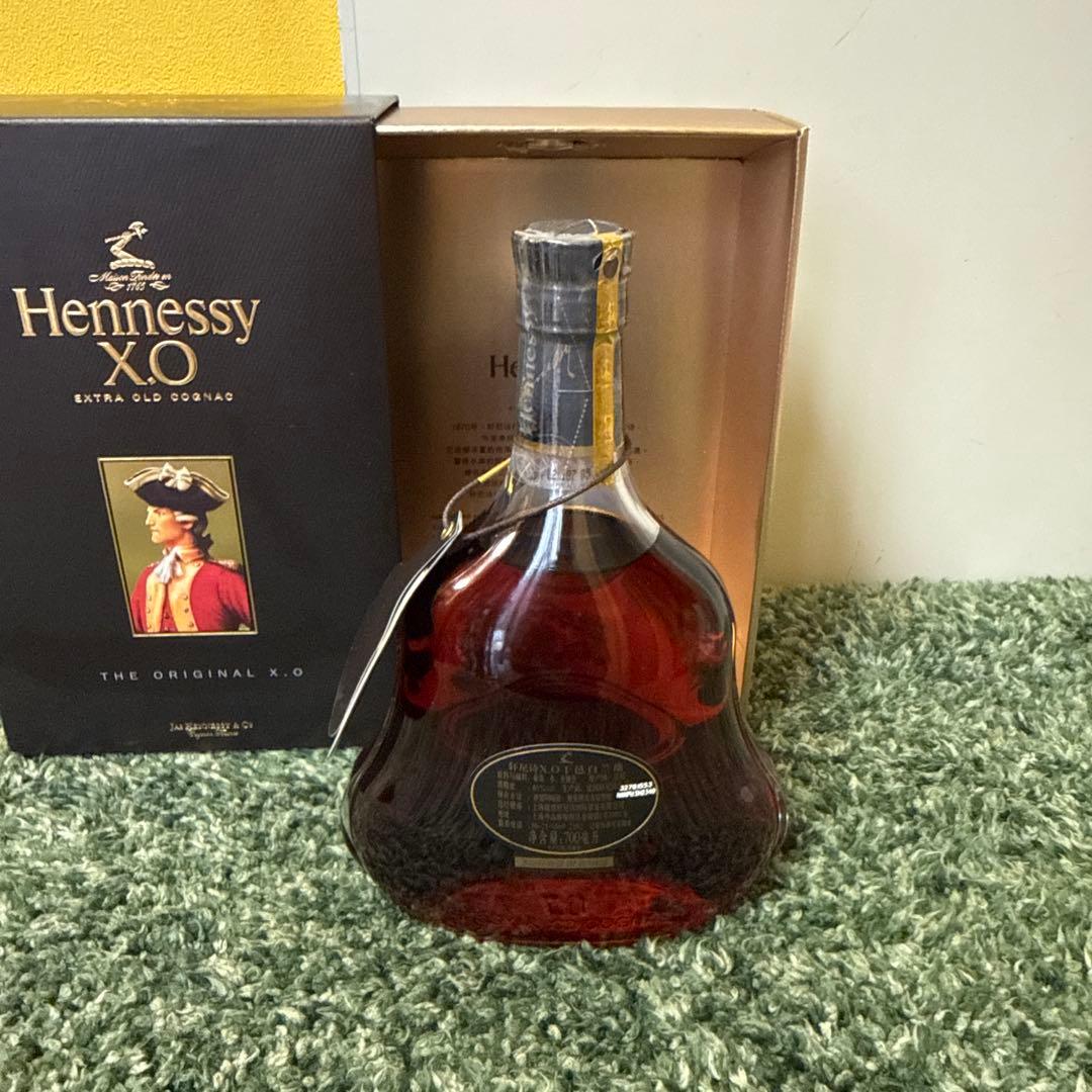 V3 Hennessy XO コニャック 700ml 40%