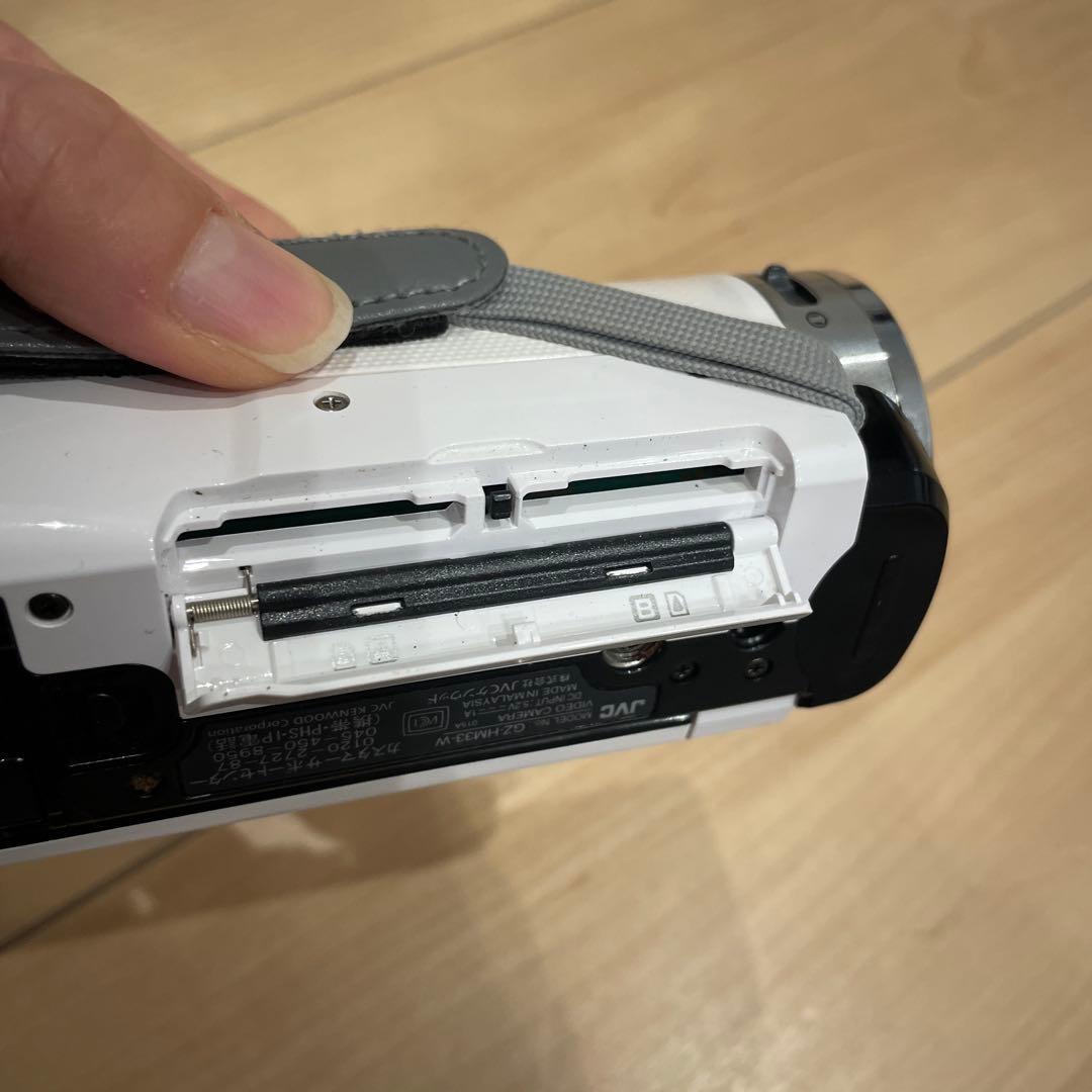 JVC GZ-HM33-W FULL HD ビデオカメラ