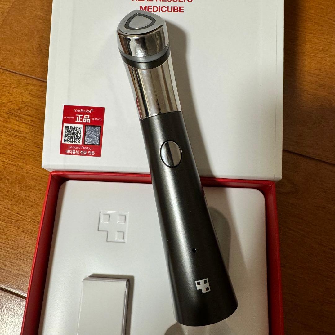 【正規品】AGE-Rスキンブースターショット　美顔器　メディキューブ