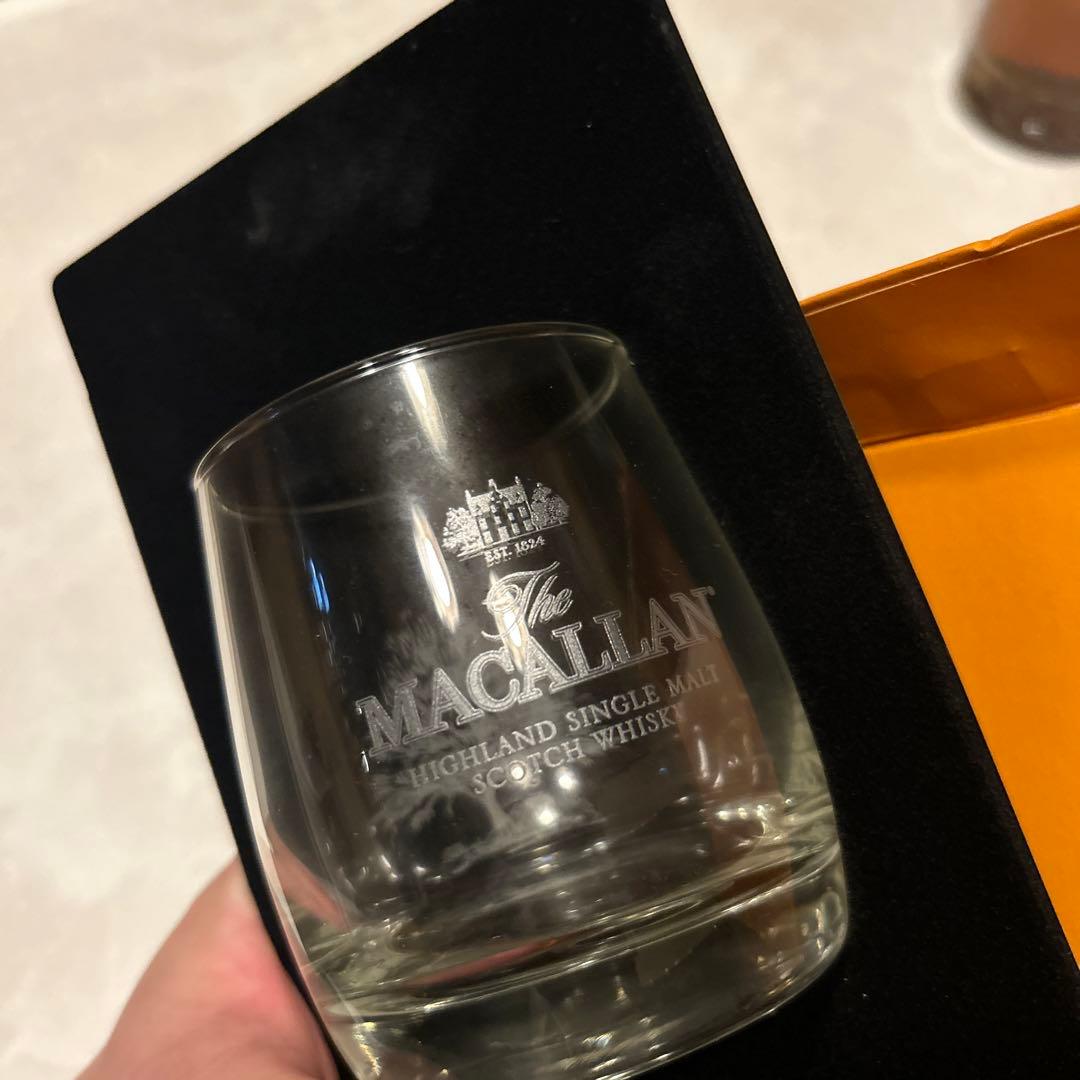 マッカランアンバーグラス2ヶ付き