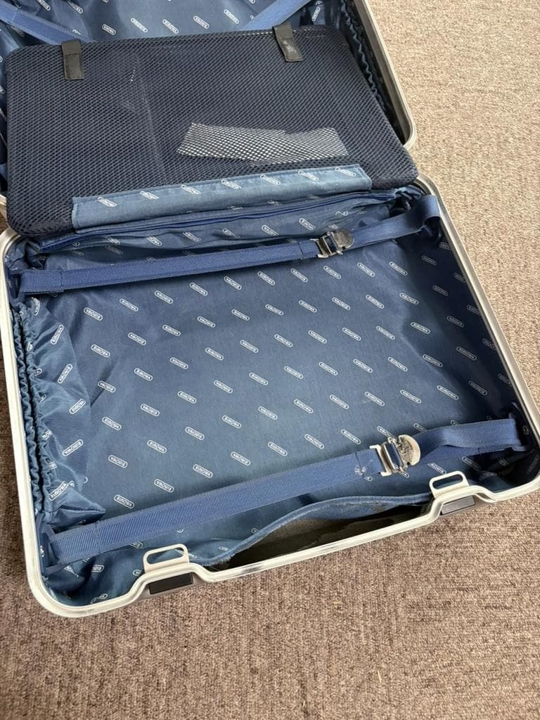 RIMOWA トパーズ　アルミキャリーケース シルバー