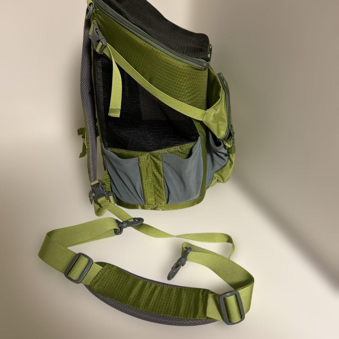 モンベル 犬用　リュック　グリーン系