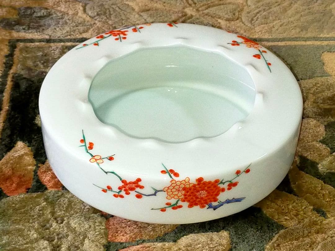 ♥未使用　人間国宝　十三代　酒井田柿右衛門　灰皿　共箱付き　骨董　古玩