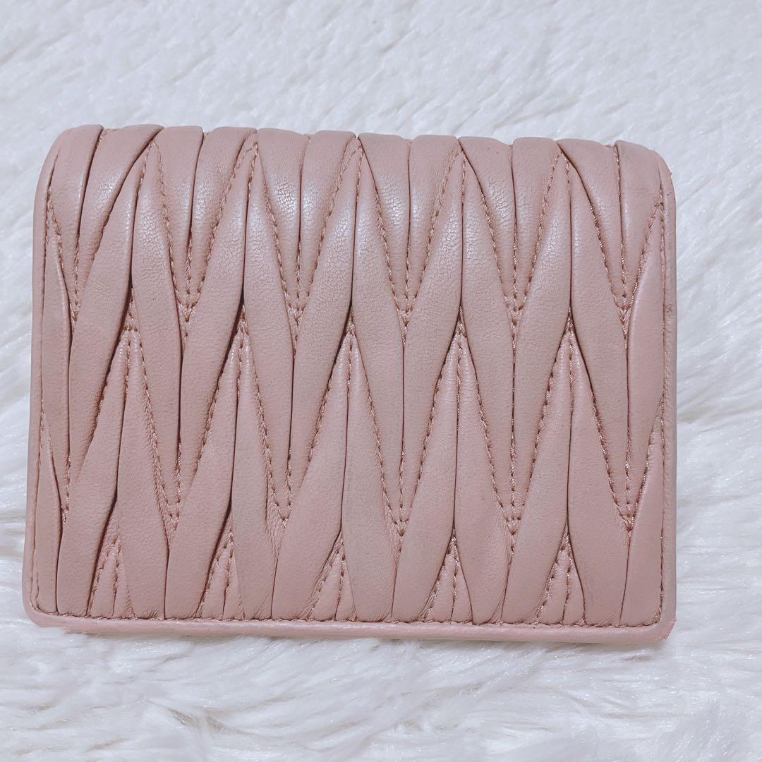 ♡美品♡ミュウミュウ マテラッセ 二つ折り財布 コンパクト ピンク レザー ミニ